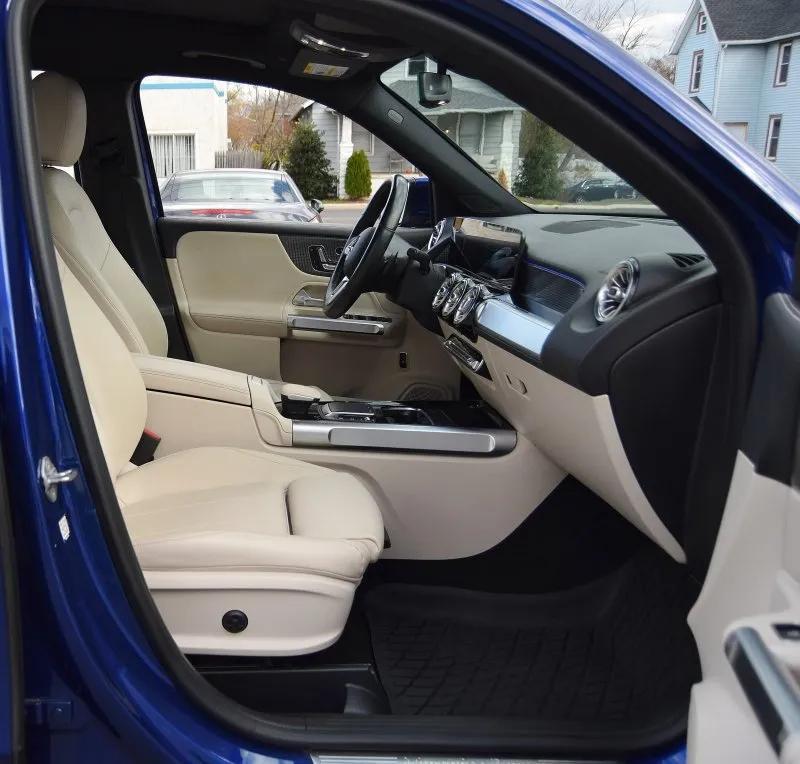 used 2021 Mercedes-Benz GLB 250 car, priced at $23,998