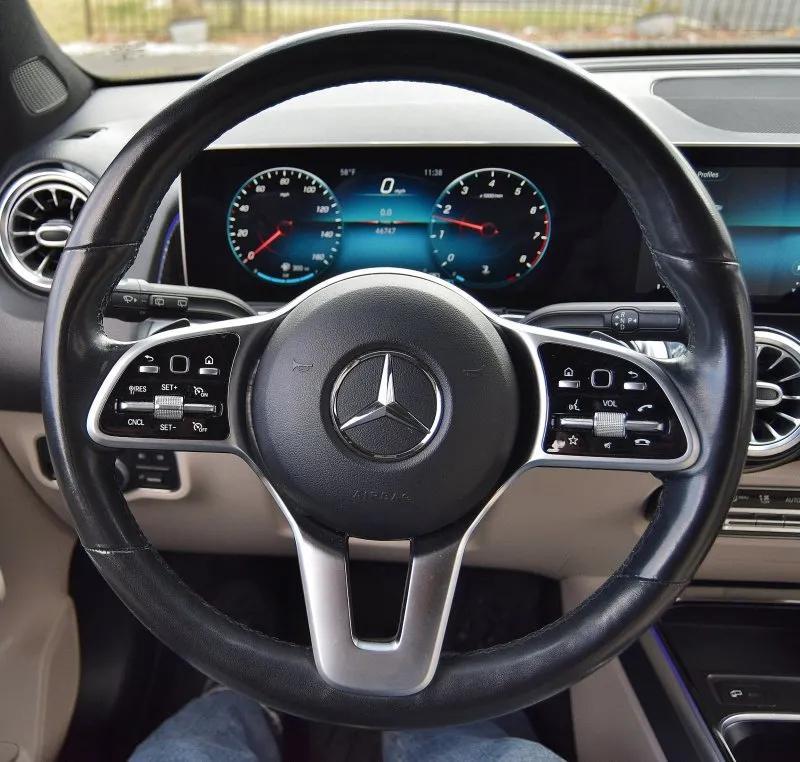 used 2021 Mercedes-Benz GLB 250 car, priced at $23,998