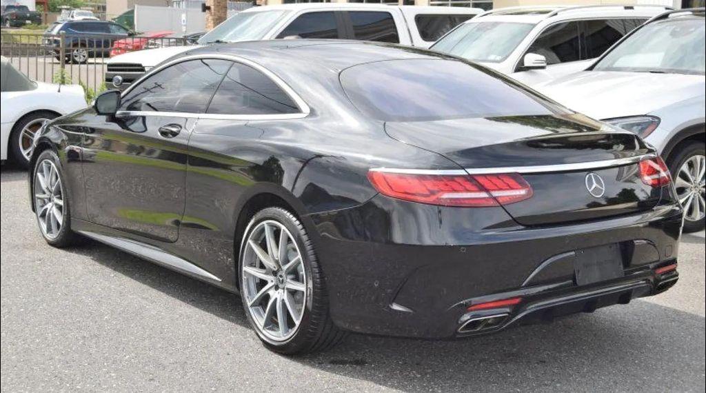 Mercedes-Benz S-Class view 6