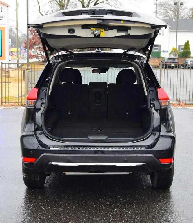 used 2020 Nissan Rogue car, priced at $17,250