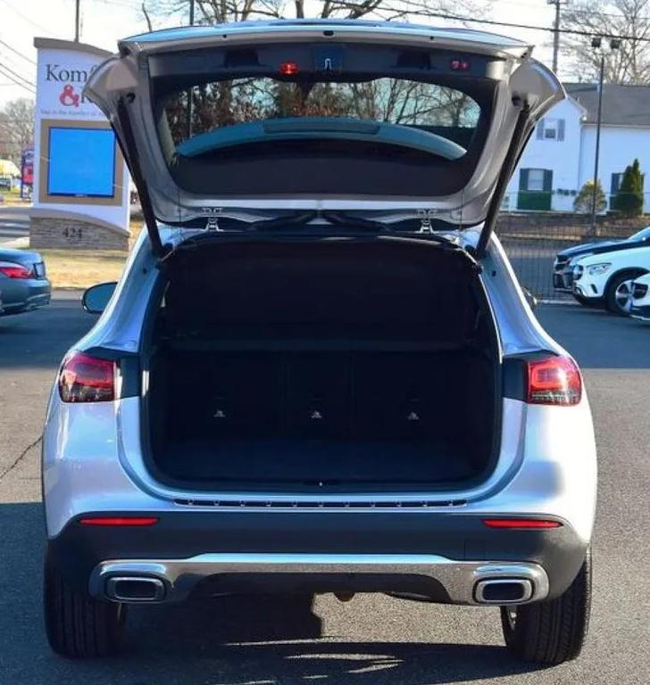 used 2021 Mercedes-Benz GLA 250 car, priced at $23,498