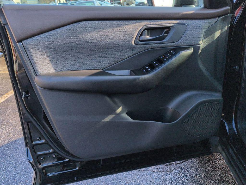 used 2023 Nissan Rogue car, priced at $19,699