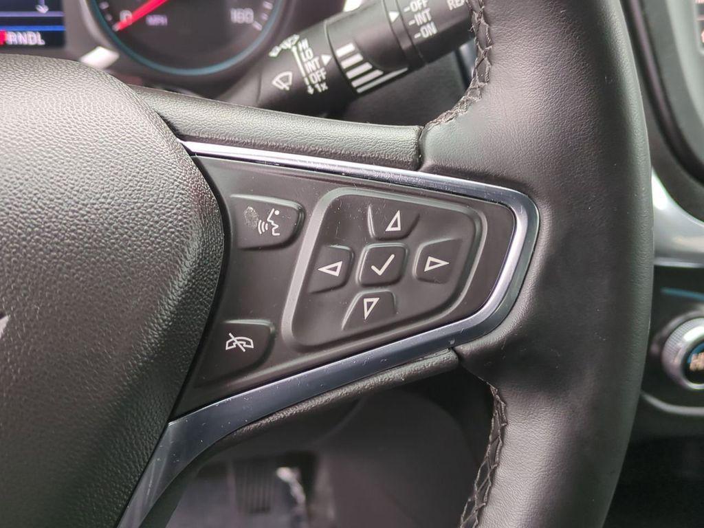 used 2024 Chevrolet Equinox car, priced at $21,999