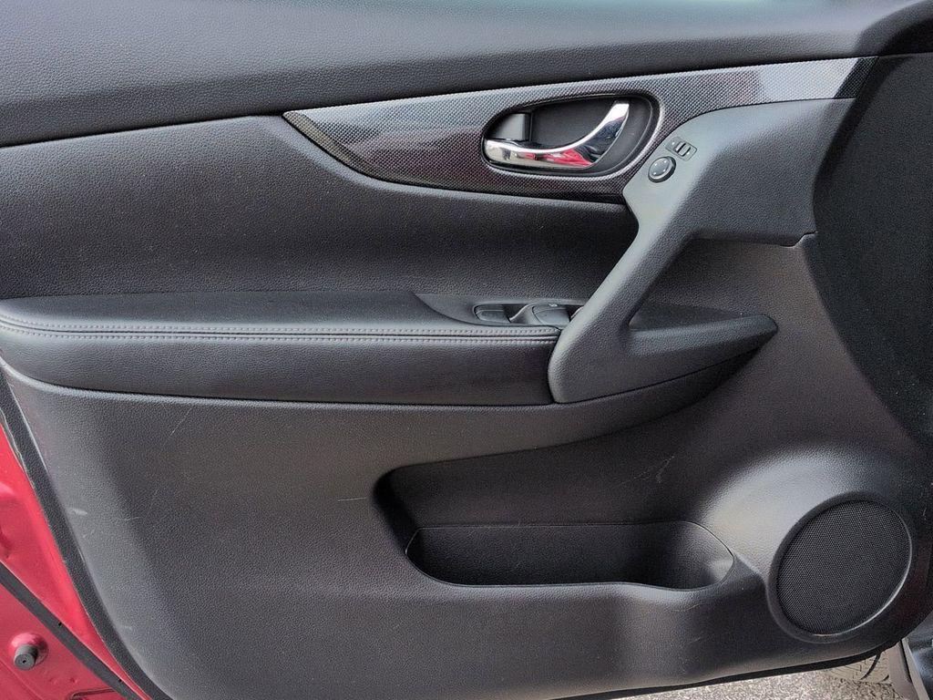 used 2015 Nissan Rogue car, priced at $9,499