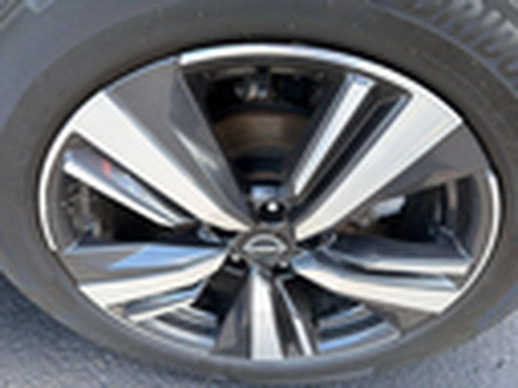 used 2023 Nissan Rogue car, priced at $27,599