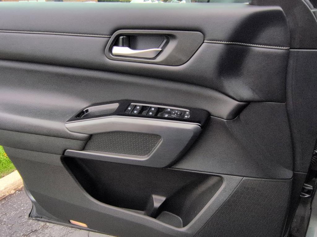 used 2022 Nissan Pathfinder car, priced at $25,299