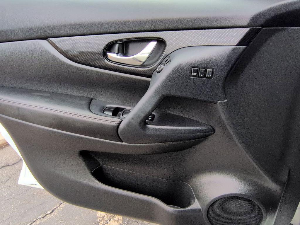 used 2019 Nissan Rogue car, priced at $20,200