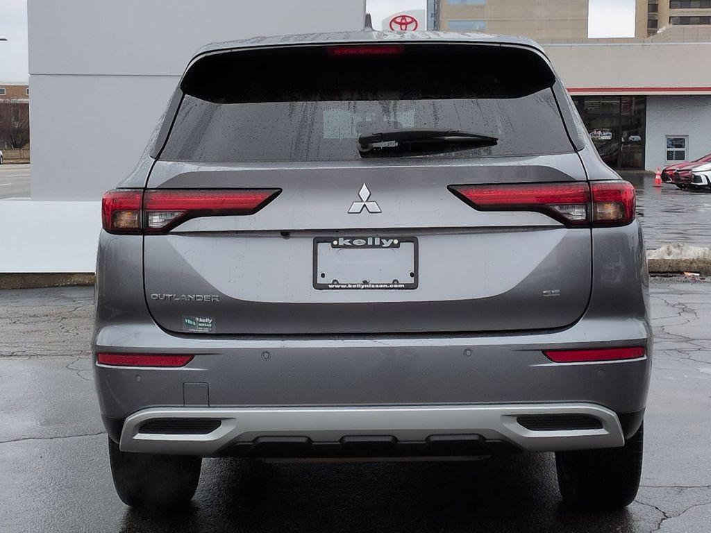 used 2023 Mitsubishi Outlander car, priced at $18,999