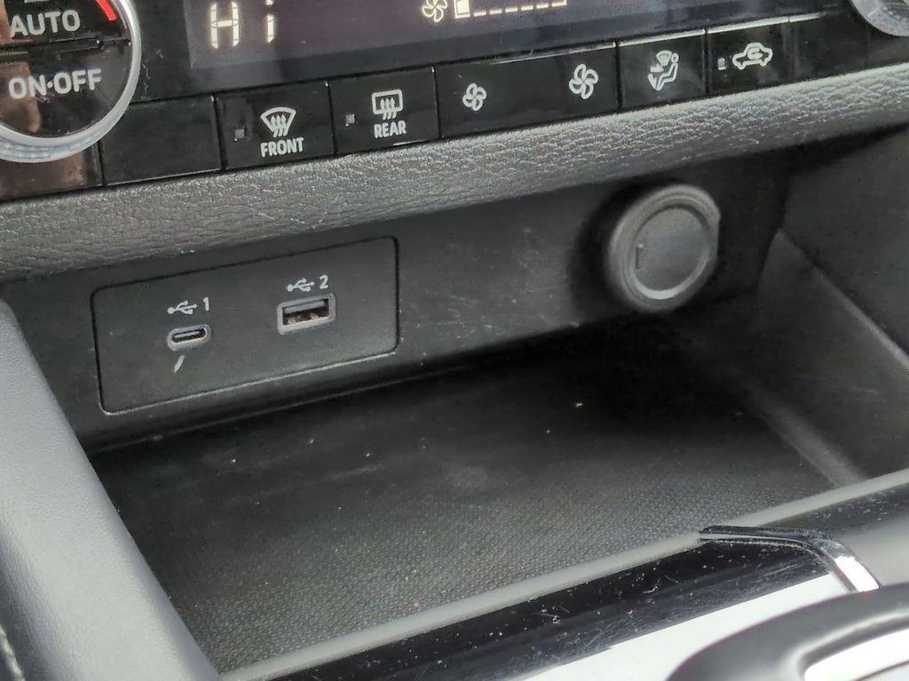 used 2023 Mitsubishi Outlander car, priced at $18,999