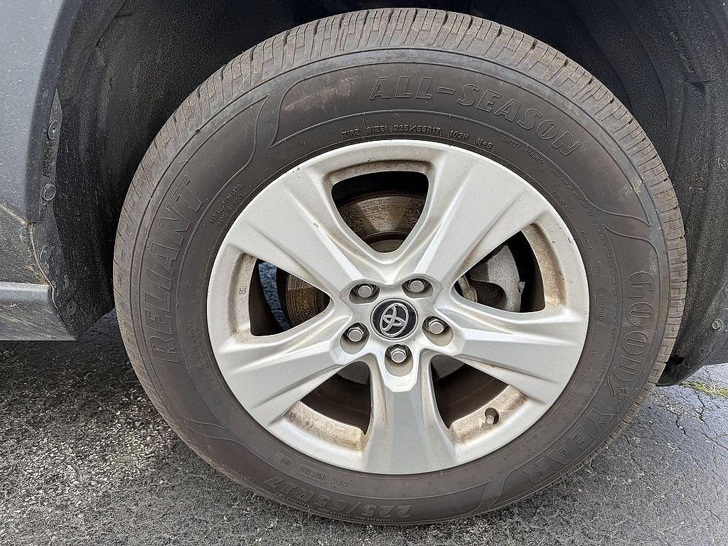 used 2021 Toyota RAV4 car, priced at $26,299