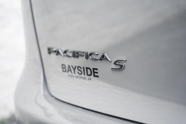 used 2025 Chrysler Pacifica car, priced at $31,750