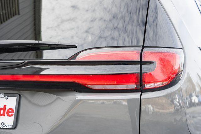 used 2025 Chrysler Pacifica car, priced at $31,750