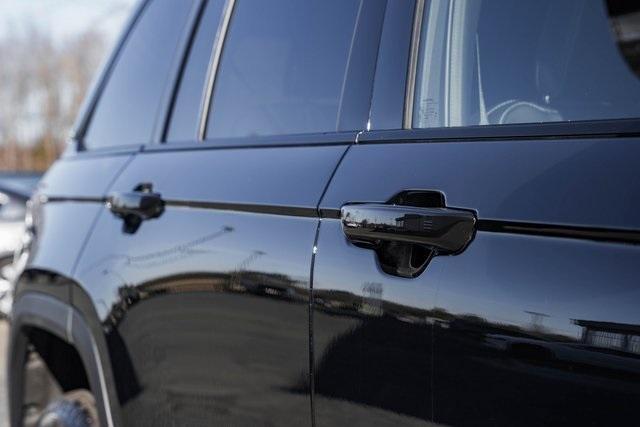 new 2026 Jeep Grand Cherokee car, priced at $44,500