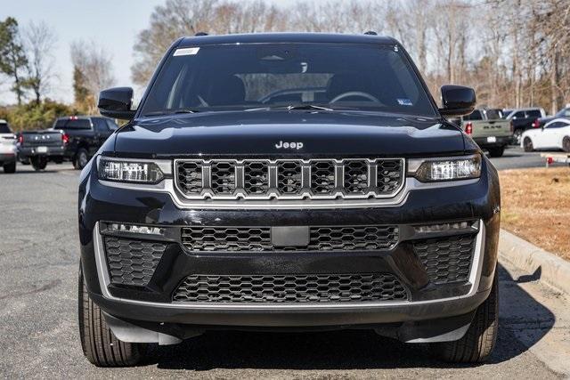 new 2026 Jeep Grand Cherokee car, priced at $44,500