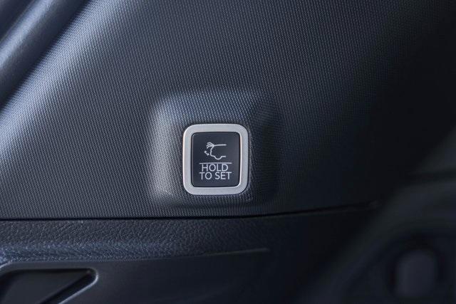 new 2026 Jeep Grand Cherokee car, priced at $44,500