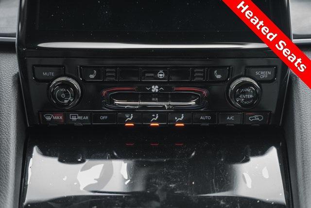 new 2025 Jeep Grand Cherokee car, priced at $36,995