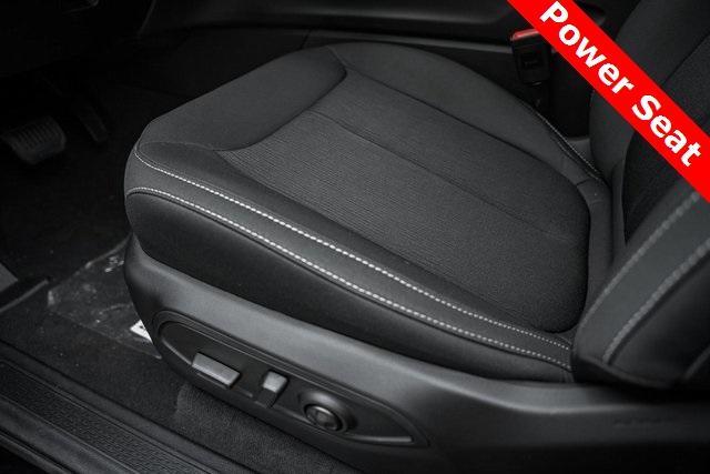 new 2025 Jeep Grand Cherokee car, priced at $32,500