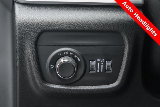 new 2025 Jeep Grand Cherokee car, priced at $32,500