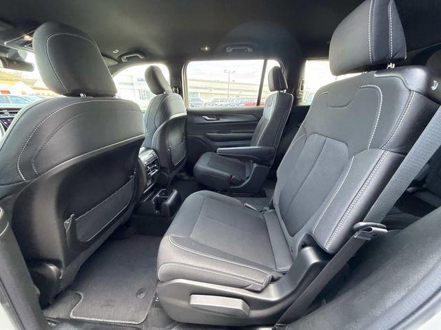 new 2026 Jeep Grand Cherokee L car, priced at $37,495