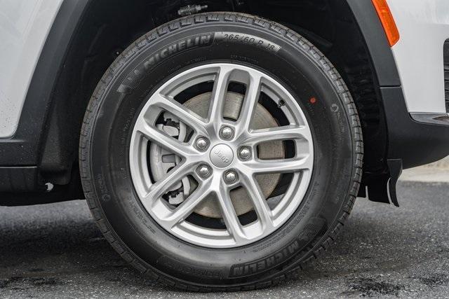 new 2025 Jeep Grand Cherokee L car, priced at $34,495