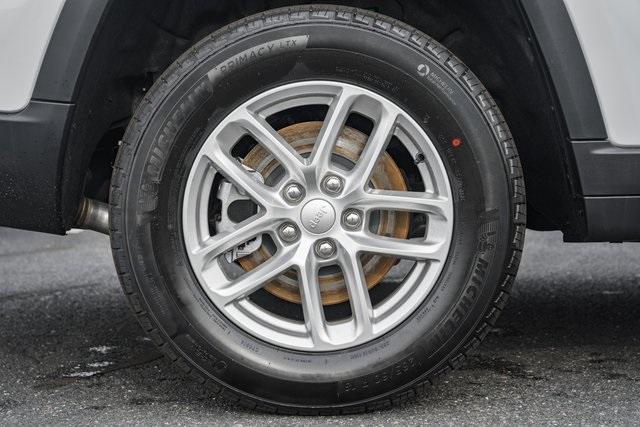 new 2025 Jeep Grand Cherokee L car, priced at $34,495