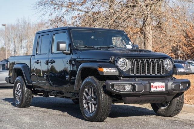 new 2026 Jeep Gladiator car, priced at $40,500
