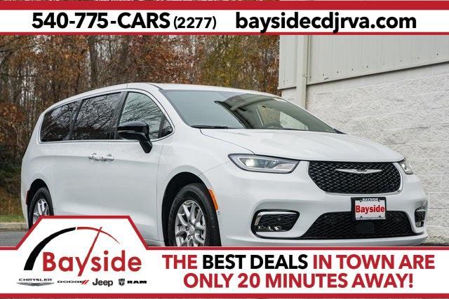 new 2026 Chrysler Pacifica car, priced at $36,995