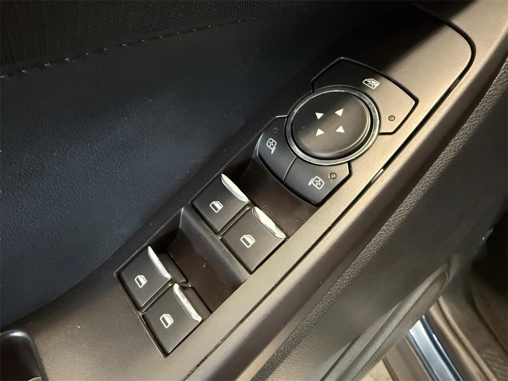 used 2020 Ford Explorer car