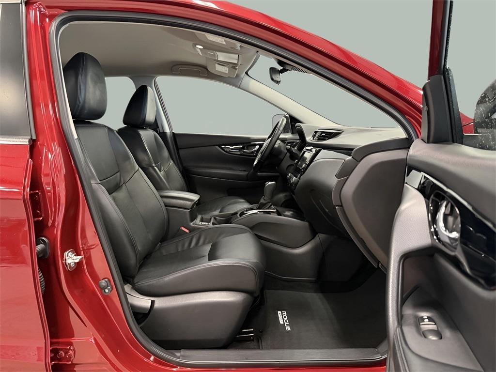 used 2022 Nissan Rogue Sport car, priced at $19,995