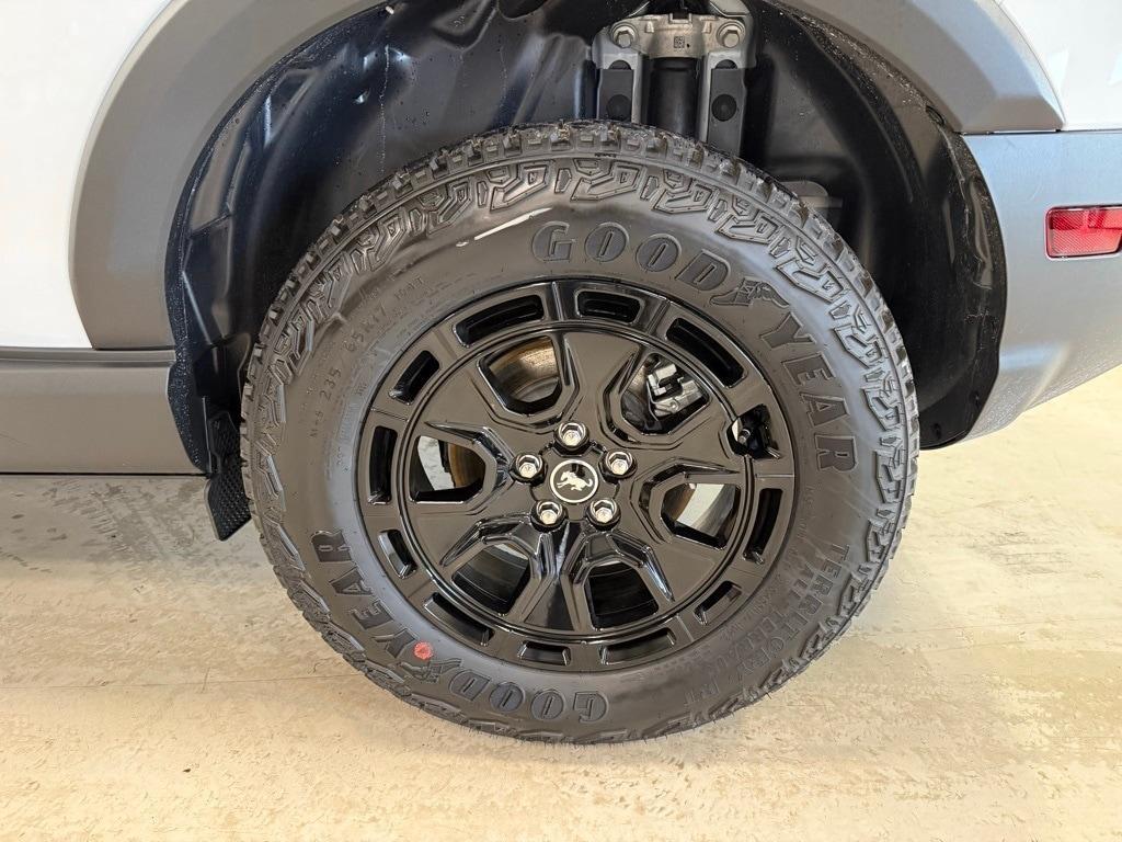 new 2025 Ford Bronco Sport car, priced at $40,191