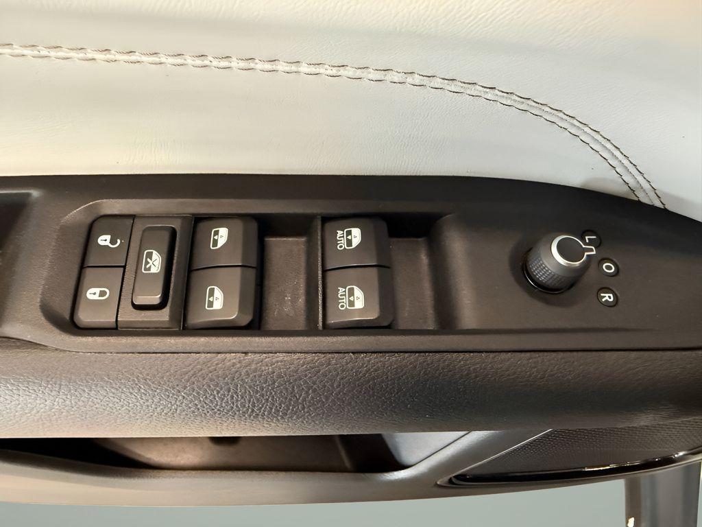 used 2024 Jeep Compass car, priced at $23,749