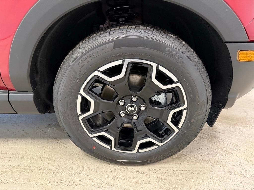 new 2025 Ford Bronco Sport car, priced at $36,384