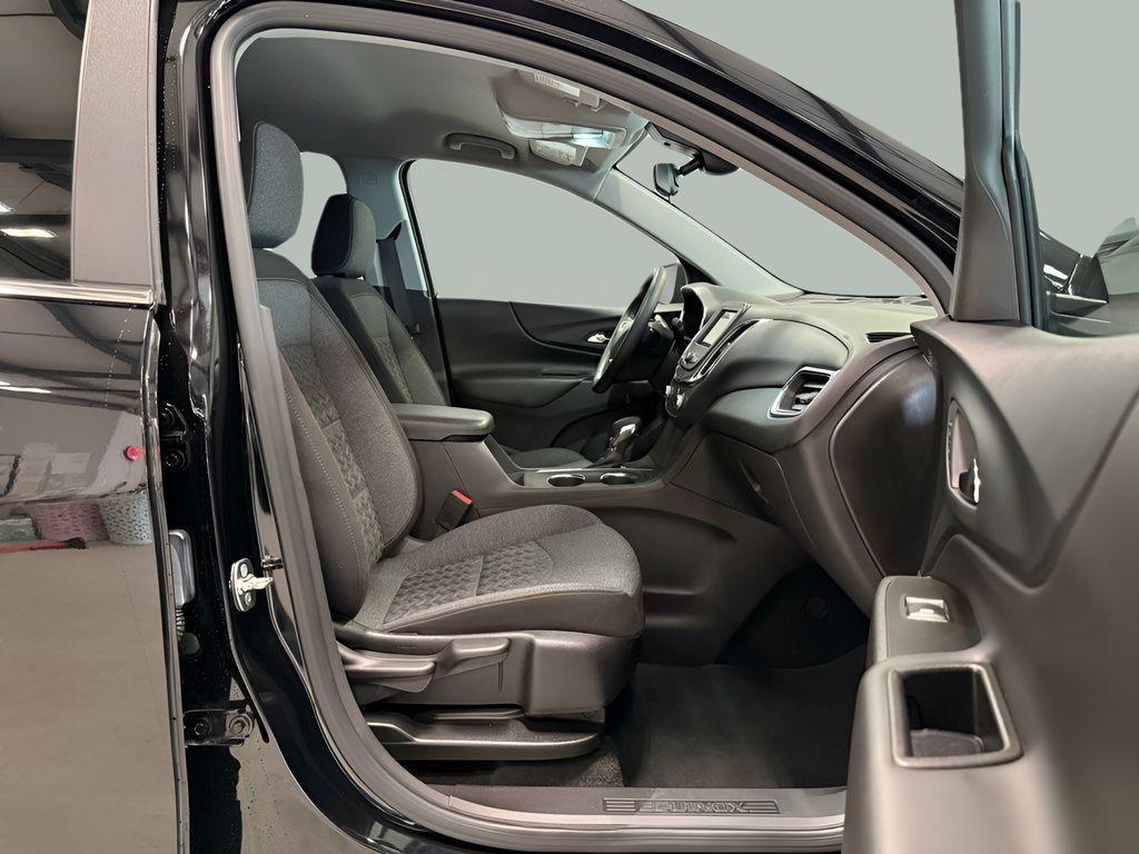 used 2024 Chevrolet Equinox car, priced at $24,495