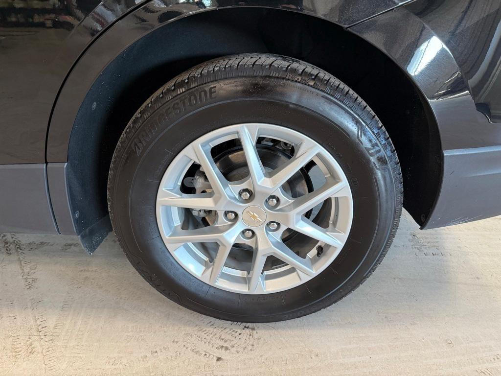 used 2024 Chevrolet Equinox car, priced at $23,995