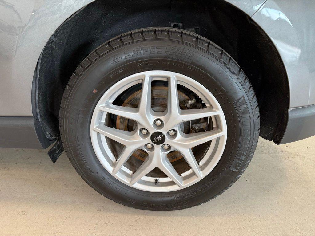 used 2024 Ford Edge car, priced at $25,275