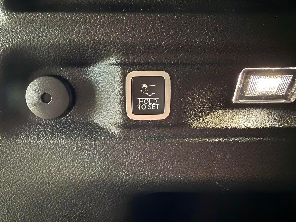 used 2021 Jeep Grand Cherokee L car