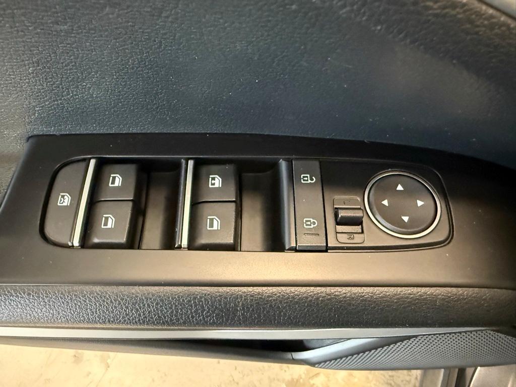 used 2022 Kia Soul car, priced at $12,995