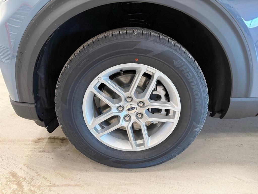 new 2026 Ford Explorer car, priced at $44,275