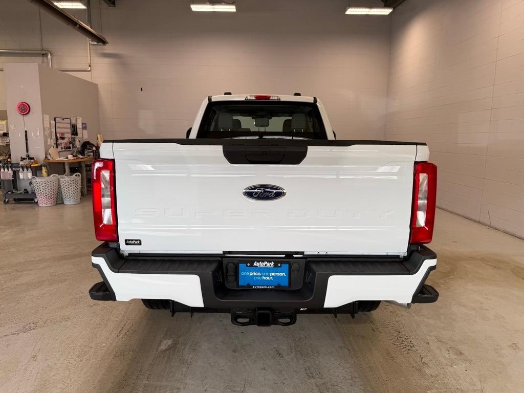 new 2026 Ford F-350 car, priced at $60,325