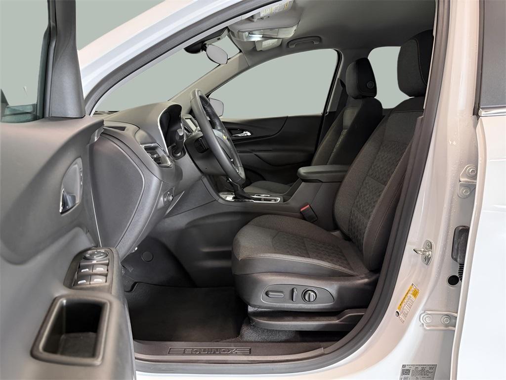 used 2024 Chevrolet Equinox car