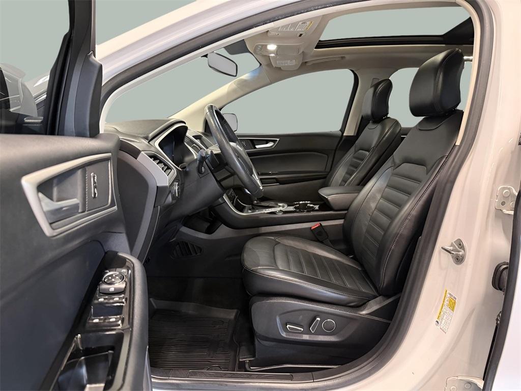 used 2018 Ford Edge car