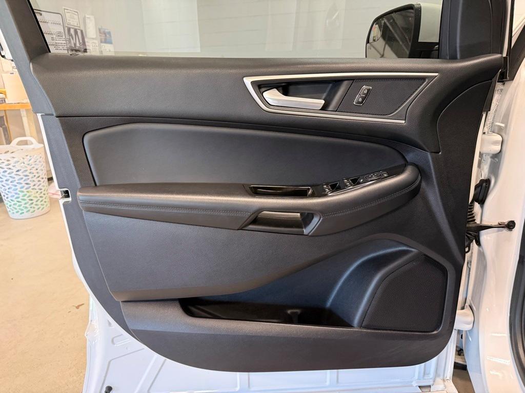 used 2018 Ford Edge car