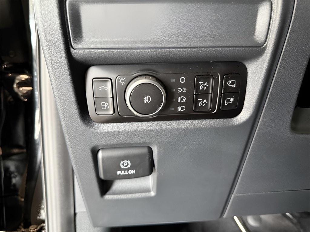 new 2025 Ford F-150 car, priced at $54,570