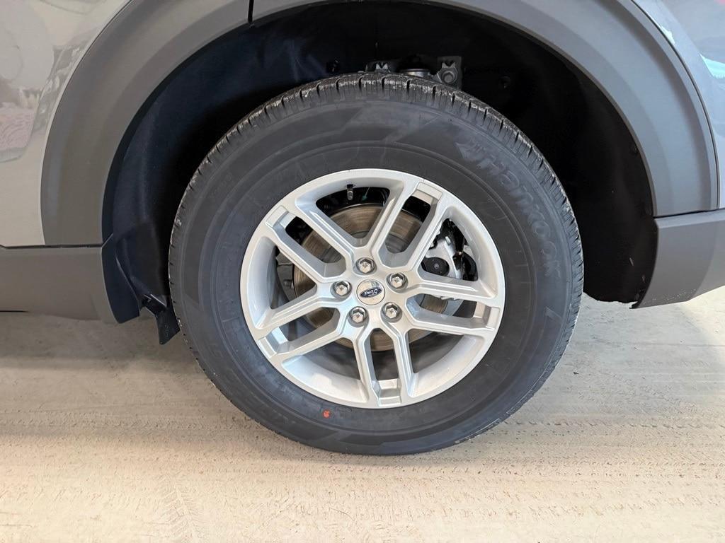 new 2026 Ford Explorer car, priced at $42,180