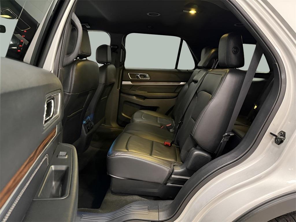 used 2017 Ford Explorer car