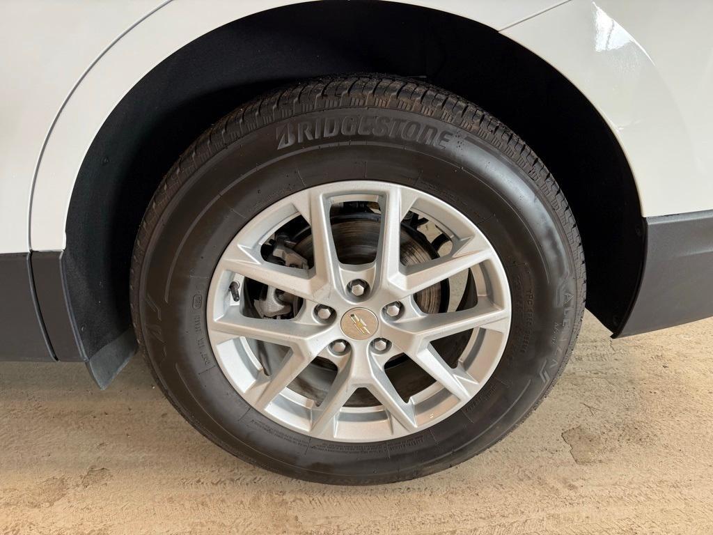 used 2024 Chevrolet Equinox car, priced at $21,995
