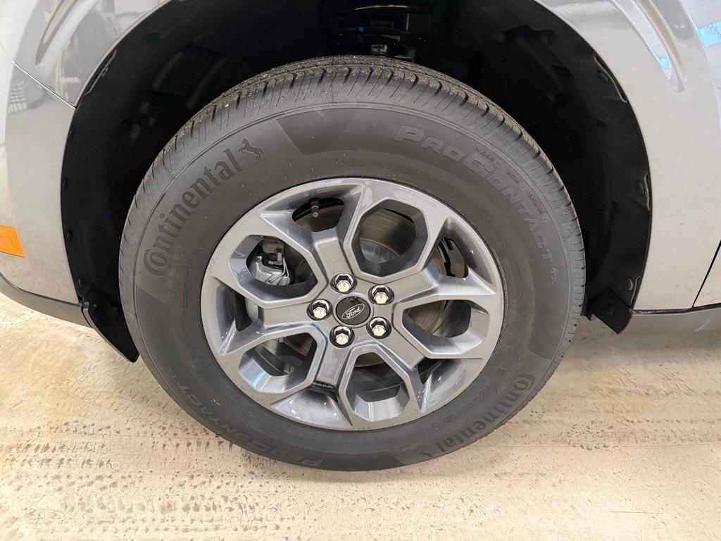 new 2025 Ford Maverick car, priced at $32,576