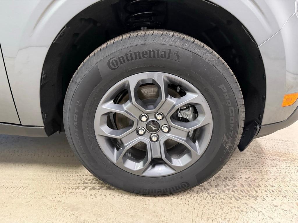 new 2025 Ford Maverick car, priced at $32,576