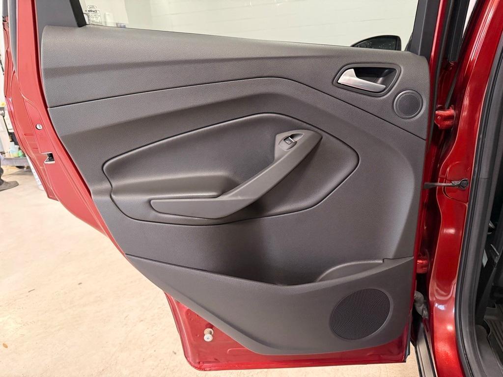 used 2015 Ford Escape car, priced at $9,995