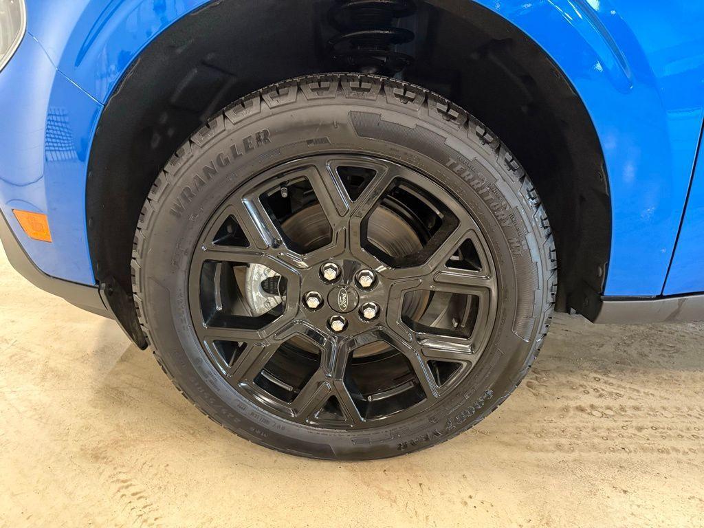 new 2025 Ford Maverick car, priced at $34,979